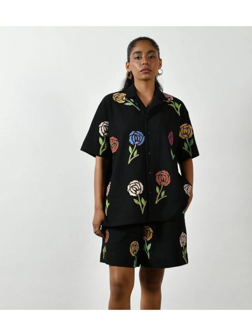 Nor Black Nor White Icicle Embroidered Flowers Black Shirt Size XS